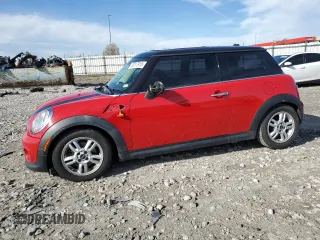 2012 MINI Hardtop with VIN WMWSU3C57CT261602, listed as a Copart auction lot 50017915 with 191,692 mi miles and Salvage Title. Bid and sale history available at DreamBid. Image 1.