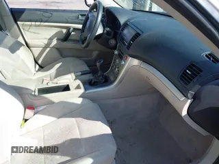 2008 Subaru Outback with VIN 4S4BP60C886300519, listed as a IAAI auction lot 41603910 with 175,895 mi miles and . Bid and sale history available at DreamBid. Image 5.