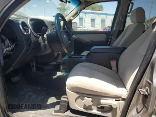 2008 Ford Explorer Sport Trac XLT z VIN 1FMEU51E08UA59941, wystawiony jako Copart lot #58186135 z przebiegiem 142 887 mil mil oraz Szkoda całkowita • Salvage title. Historia ofert i sprzedaży dostępna na DreamBid. Obrazek 7.