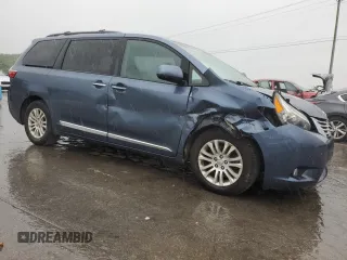 2017 Toyota Sienna XLE Auto Access Seat z VIN 5TDYZ3DC2HS836433, wystawiony jako Copart lot #57612545 z przebiegiem 263 759 mil mil oraz Szkody całkowita. Historia ofert i sprzedaży dostępna na DreamBid. Obrazek 4.