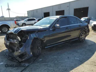 2013 Mercedes-Benz C 250 Sport с VIN WDDGF4HB4DA852223, выставлен на аукционе Copart как лот 46757365 с пробегом 107 243 миль миль и Списание • Salvage title. История ставок и продаж доступна на DreamBid. Изображение 1.