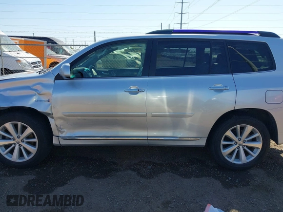 2012 Toyota Highlander Limited with VIN JTEDC3EH6C2007841, listed as a IAAI auction lot 41766616 with 128,089 mi miles and . Bid and sale history available at DreamBid. Image 13.