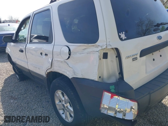 2006 Ford Escape XLT с VIN 1FMYU03166KB00592, выставлен на аукционе IAAI как лот 42109039 с пробегом 113 961 миль миль и . История ставок и продаж доступна на DreamBid. Изображение 20.