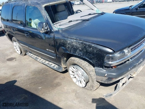 2000 Chevrolet New Tahoe LT with VIN 1GNEK13TXYJ191872, listed as a IAAI auction lot 41860033 with 1 mi miles. Bid and sale history available at carsss.com. Image 1.