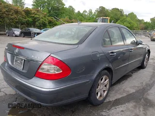 2008 Mercedes-Benz E-Class 3.0L with VIN WDBUF22X78B224919, listed as a IAAI auction lot 42106087 with 274,844 mi miles. Bid and sale history available at carsss.com. Image 4.