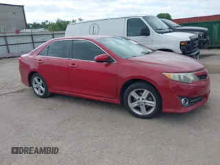2014 Toyota Camry L with VIN 4T1BF1FK7EU800358, listed as a IAAI auction lot 42022943 with 1 mi miles. Bid and sale history available at carsss.com. Image 1.