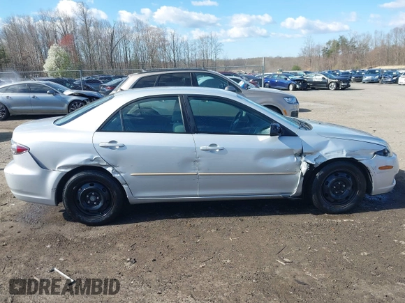 2006 Mazda 6 i with VIN 1YVFP80C165M62457, listed as a IAAI auction lot 41849081 with 172,372 mi miles. Bid and sale history available at carsss.com. Image 13.