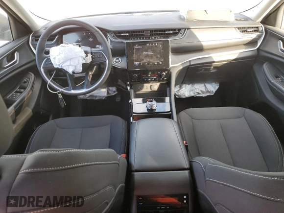 2023 Jeep Grand Cherokee Laredo z VIN 1C4RJKAG3P8873510, wystawiony jako Copart lot #44617535 z przebiegiem 15 685 mil mil oraz Szkoda całkowita • Salvage title. Historia ofert i sprzedaży dostępna na DreamBid. Obrazek 8.