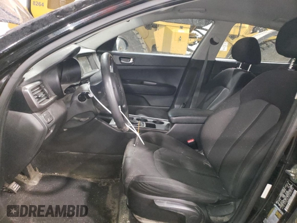 2018 Kia Optima LX с VIN 5XXGT4L33JG268768, выставлен на аукционе Copart как лот 53918815 с пробегом 61 206 миль миль и Списание • Salvage title. История ставок и продаж доступна на DreamBid. Изображение 7.