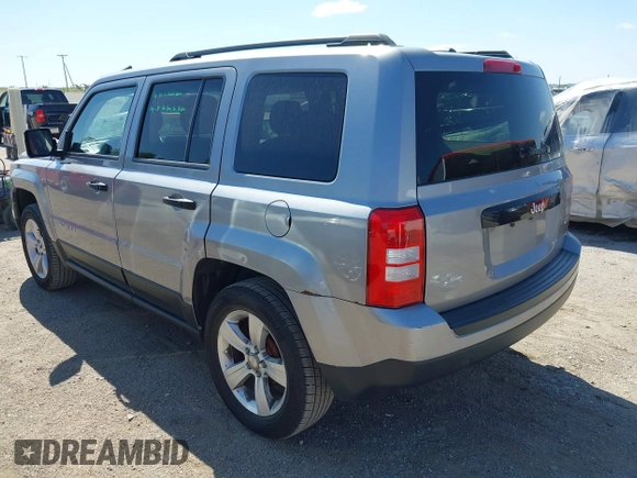 2016 Jeep Patriot Latitude with VIN 1C4NJPFA1GD612920, listed as a IAAI auction lot 42274901 with 187,559 mi miles and . Bid and sale history available at DreamBid. Image 3.