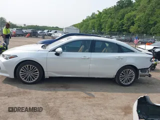2019 Toyota Avalon XLE z VIN 4T1BZ1FB5KU031152, wystawiony jako IAAI lot #42412995 z przebiegiem 51 243 mil mil oraz . Historia ofert i sprzedaży dostępna na DreamBid. Obrazek 15.