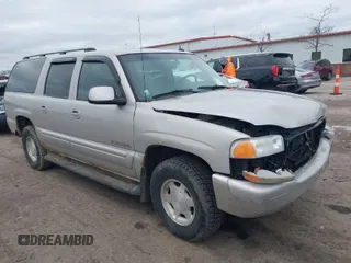 2005 GMC Yukon XL SLT with VIN 3GKEC16Z85G290245, listed as a IAAI auction lot 41709514 with 232,552 mi miles. Bid and sale history available at carsss.com. Image 1.