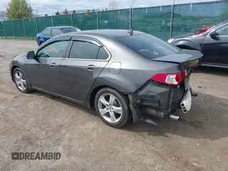 2010 Acura TSX z VIN JH4CU2F6XAC033773, wystawiony jako IAAI lot #42238614 z przebiegiem 200 944 mil mil oraz . Historia ofert i sprzedaży dostępna na DreamBid. Obrazek 3.