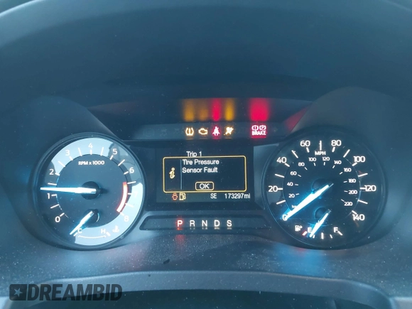 2017 Ford Explorer XLT with VIN 1FM5K7DH3HGD35390, listed as a IAAI auction lot 41349240 with 173,297 mi miles and . Bid and sale history available at carsss.com. Image 15.