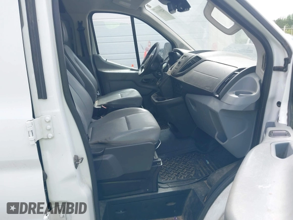 2017 Ford Transit z VIN 1FTYE1ZM4HKA96280, wystawiony jako IAAI lot #42199318 z przebiegiem 171 417 mil mil oraz . Historia ofert i sprzedaży dostępna na DreamBid. Obrazek 5.