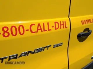 2019 Ford Transit z VIN 1FTYR3XM3KKA38669, wystawiony jako IAAI lot #42619599 z przebiegiem 135 929 mil mil oraz . Historia ofert i sprzedaży dostępna na DreamBid. Obrazek 10.