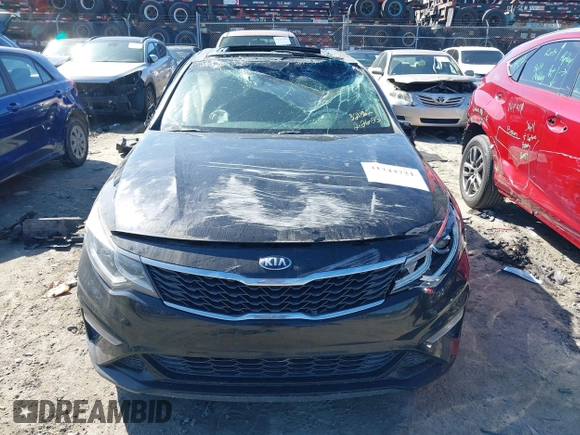 2019 Kia Optima LX with VIN 5XXGT4L37KG321862, listed as a IAAI auction lot 41744721 with 105,875 mi miles. Bid and sale history available at carsss.com. Image 13.