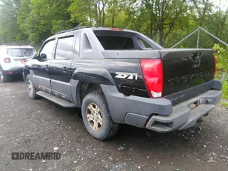 2004 Chevrolet Avalanche z VIN 3GNEK12T94G287439, wystawiony jako IAAI lot #41287388 z przebiegiem 160 689 mil mil oraz . Historia ofert i sprzedaży dostępna na DreamBid. Obrazek 3.