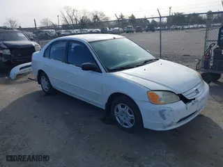 2002 Honda Civic LX with VIN 1HGES16542L035054, listed as a IAAI auction lot 41660238 with 180,647 mi miles. Bid and sale history available at carsss.com. Image 1.