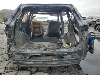 2022 Toyota Highlander XSE z VIN 5TDJZRBH9NS213244, wystawiony jako Copart lot #55754315 z przebiegiem Nie podano mil oraz Szkoda całkowita • Salvage title. Historia ofert i sprzedaży dostępna na DreamBid. Obrazek 6.