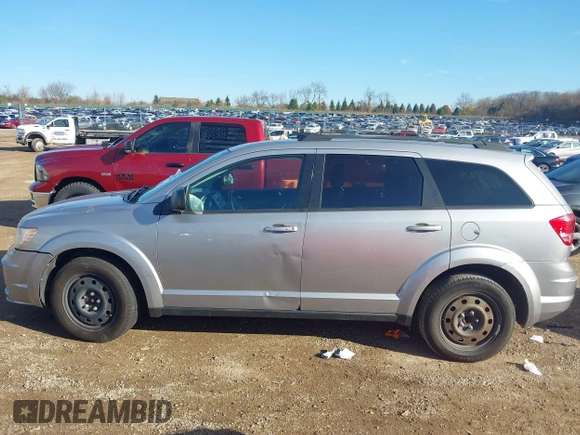 2018 Dodge Journey SE with VIN 3C4PDCAB8JT524456, listed as a IAAI auction lot 40798159 with 111,707 mi miles. Bid and sale history available at carsss.com. Image 14.