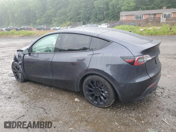 2024 Tesla Model Y z VIN 7SAYGDEDXRF076893, wystawiony jako Copart lot #57966515 z przebiegiem 9 200 mil mil oraz Szkoda całkowita • Salvage title. Historia ofert i sprzedaży dostępna na DreamBid. Obrazek 2.