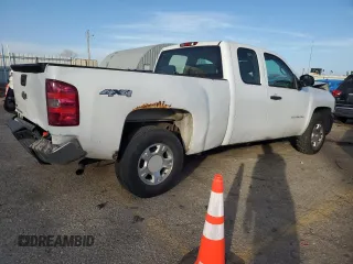 2011 Chevrolet Silverado 1500 Work Truck with VIN 1GCRKPE35BZ179955, listed as a Copart auction lot 43799495 with 212,294 mi miles and Salvage Title. Bid and sale history available at DreamBid. Image 3.