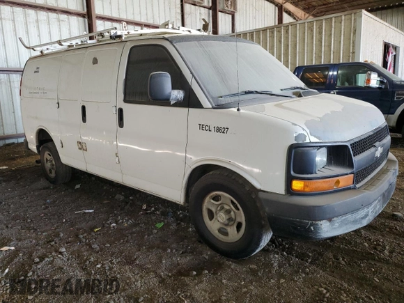 2008 Chevrolet Express Cargo z VIN 1GCFG15XX81181373, wystawiony jako Copart lot #81932134 z przebiegiem Nie podano mil oraz Szkoda całkowita • Salvage title. Historia ofert i sprzedaży dostępna na DreamBid. Obrazek 4.