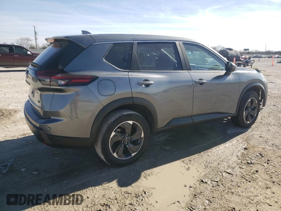 2024 Nissan Rogue SV z VIN 5N1BT3BA6RC674555, wystawiony jako Copart lot #42146265 z przebiegiem 28 124 mil mil oraz Szkoda całkowita • Salvage title. Historia ofert i sprzedaży dostępna na DreamBid. Obrazek 3.