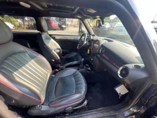 2011 MINI Clubman S z VIN WMWZG3C59BTY31250, wystawiony jako Copart lot #48608435 z przebiegiem 126 025 mil mil oraz Szkoda całkowita • Salvage title. Historia ofert i sprzedaży dostępna na DreamBid. Obrazek 5.
