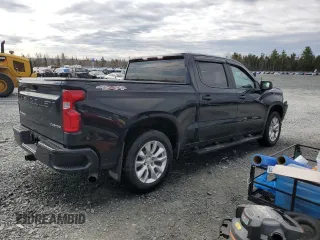 2020 Chevrolet Silverado 1500 with VIN 1GCPYBEK1LZ235441, listed as a Copart auction lot 54127055 with 137,809 mi miles and Salvage Title. Bid and sale history available at DreamBid. Image 3.