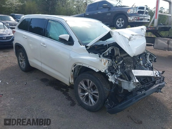 2014 Toyota Highlander XLE z VIN 5TDKKRFH7ES028046, wystawiony jako IAAI lot #41792653 z przebiegiem Nie podano mil oraz . Historia ofert i sprzedaży dostępna na DreamBid. Obrazek 1.