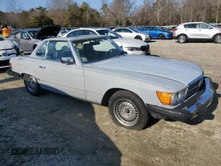 1983 Mercedes-Benz 380 SL with VIN WDBBA45AXDB027231, listed as a Copart auction lot 44577535 with 117,712 mi miles and Clean Title. Bid and sale history available at carsss.com. Image 4.