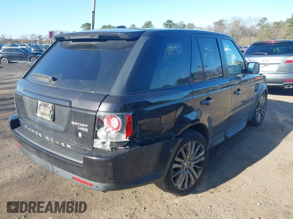 2010 Land Rover Range Rover Sport HSE Lux z VIN SALSK2D40AA225986, wystawiony jako IAAI lot #41972061 z przebiegiem 93 440 mil mil oraz . Historia ofert i sprzedaży dostępna na DreamBid. Obrazek 4.