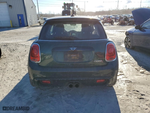 2019 MINI Hardtop 2 Door Cooper S with VIN WMWXP7C52K2A52084, listed as a Copart auction lot 82635024 with 64,022 mi miles and Salvage Title. Bid and sale history available at carsss.com. Image 6.