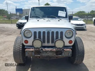 2009 Jeep Wrangler X with VIN 1J4FA24189L755392, listed as a IAAI auction lot 42176130 with 97,644 mi miles and . Bid and sale history available at DreamBid. Image 6.