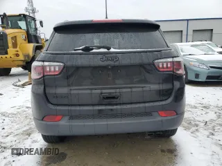 2020 Jeep Compass Latitude with VIN 3C4NJDBB6LT205290, listed as a Copart auction lot 86425454 with 68,670 mi miles and Salvage title. Bid and sale history available at DreamBid. Image 6.