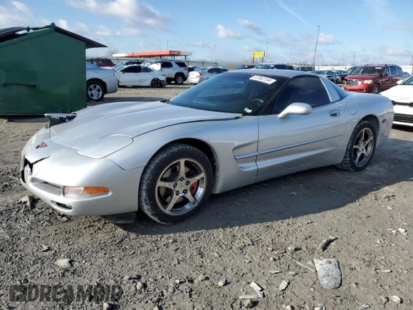 2001 Chevrolet Corvette with VIN 1G1YY22G115108285, listed as a Copart auction lot 87363154 with 57,189 mi miles and Salvage Title. Bid and sale history available at carsss.com. Image 1.