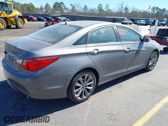 2011 Hyundai Sonata Limited with VIN 5NPEC4AB7BH292708, listed as a IAAI auction lot 41717277 with 191,137 mi miles and . Bid and sale history available at carsss.com. Image 4.