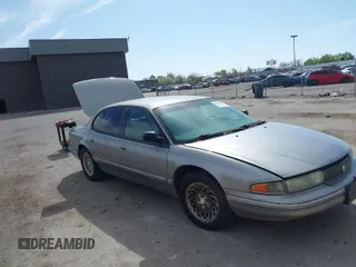 1997 Chrysler LHS z VIN 2C3HC56F9VH782972, wystawiony jako IAAI lot #42035696 z przebiegiem 120 301 mil mil oraz . Historia ofert i sprzedaży dostępna na DreamBid. Obrazek 1.