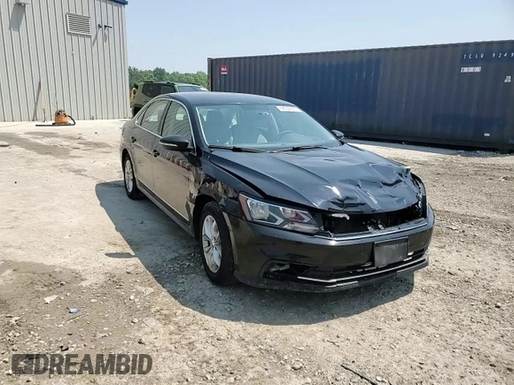 2017 Volkswagen Passat S z VIN 1VWAT7A38HC014720, wystawiony jako Copart lot #58744235 z przebiegiem 273 593 mil mil oraz Czysty tytuł • Clean title. Historia ofert i sprzedaży dostępna na DreamBid. Obrazek 13.