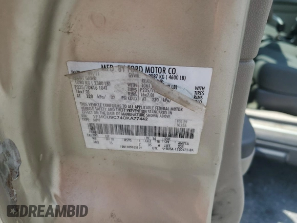 2012 Ford Escape XLS z VIN 1FMCU9C74CKA77442, wystawiony jako Copart lot #65079825 z przebiegiem 132 895 mil mil oraz Czysty tytuł • Clean title. Historia ofert i sprzedaży dostępna na DreamBid. Obrazek 13.