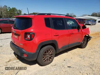 2018 Jeep Renegade Latitude with VIN ZACCJABB5JPG71223, listed as a Copart auction lot 48385545 with 165,353 mi miles and Non Repairable. Bid and sale history available at carsss.com. Image 3.