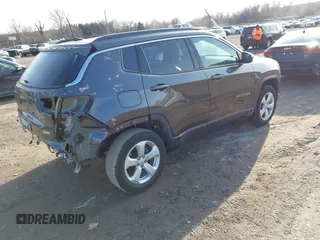 2022 Jeep Compass Latitude with VIN 3C4NJDBB7NT123913, listed as a IAAI auction lot 41431372 with 37,006 mi miles and . Bid and sale history available at DreamBid. Image 4.