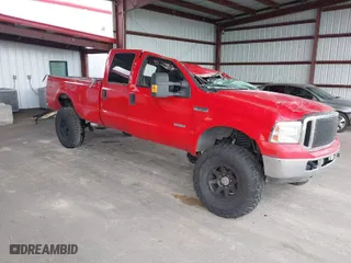2005 Ford Super Duty F-250 XL with VIN 1FTSW21P75EC61621, listed as a IAAI auction lot 40296449 with 1 mi miles. Bid and sale history available at carsss.com. Image 1.