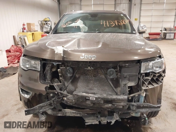 2018 Jeep Grand Cherokee Limited with VIN 1C4RJFBG2JC139502, listed as a IAAI auction lot 41372877 with 145,877 mi miles and . Bid and sale history available at DreamBid. Image 6.