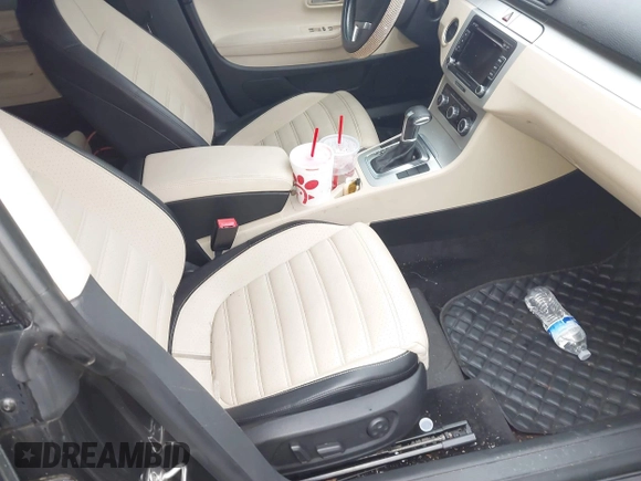 2010 Volkswagen CC Sport with VIN WVWMP7AN5AE545860, listed as a IAAI auction lot 41552692 with Not Provided miles and . Bid and sale history available at DreamBid. Image 8.