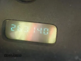 2001 Dodge Durango z VIN 1B4HS28Z11F588935, wystawiony jako IAAI lot #42045385 z przebiegiem 263 140 mil mil oraz . Historia ofert i sprzedaży dostępna na DreamBid. Obrazek 7.