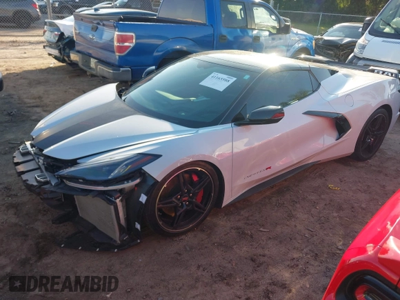 2021 Chevrolet Corvette 2LT with VIN 1G1YB3D45M5125069, listed as a IAAI auction lot 41165588 with 8,765 mi miles. Bid and sale history available at carsss.com. Image 20.