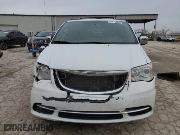 2016 Chrysler Town & Country Limited Platinum with VIN 2C4RC1GG0GR167434, listed as a Copart auction lot 85876284 with 179,602 mi miles and Clean Title. Bid and sale history available at carsss.com. Image 5.
